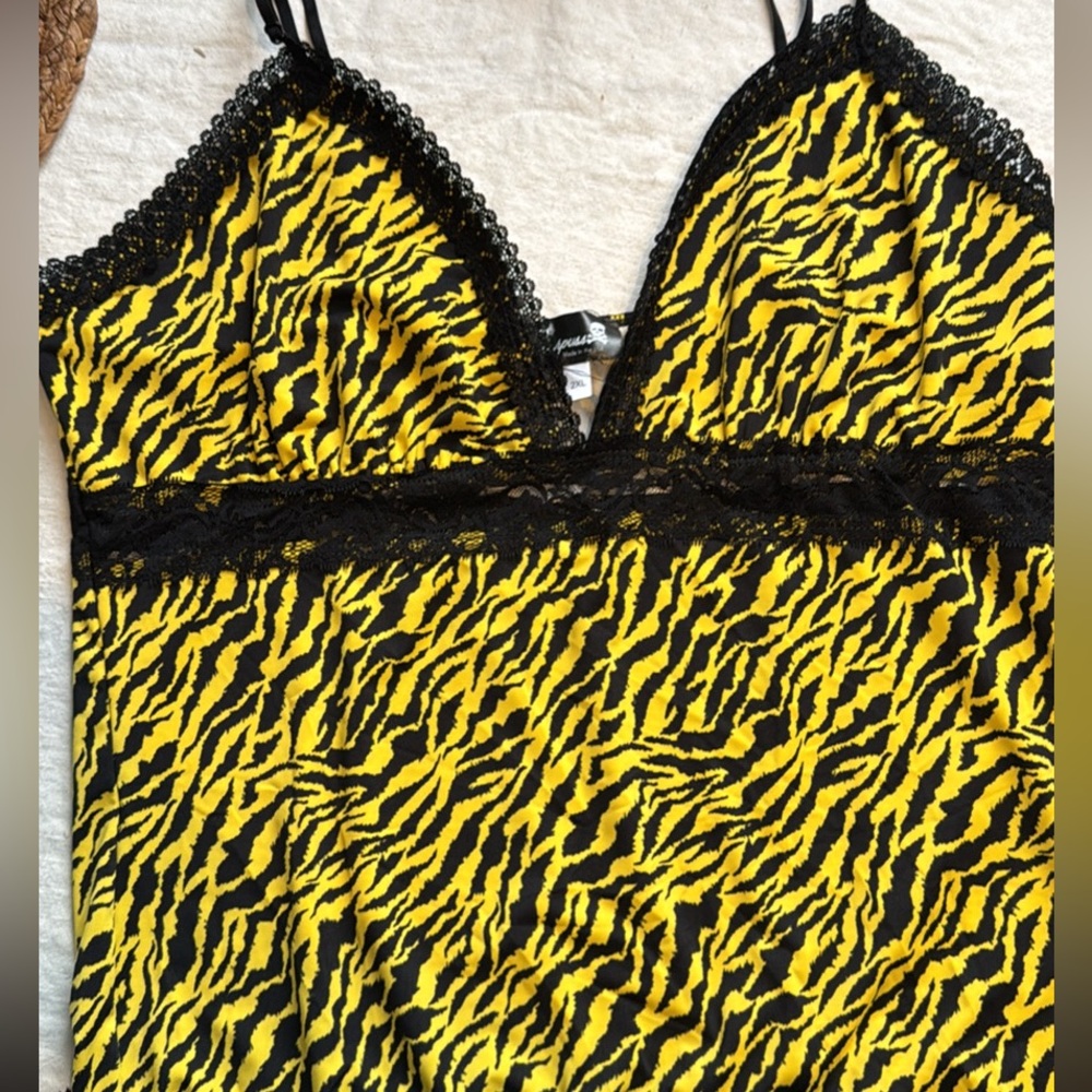 Sugar Puss 2XL Zebra Print Lace Camisole